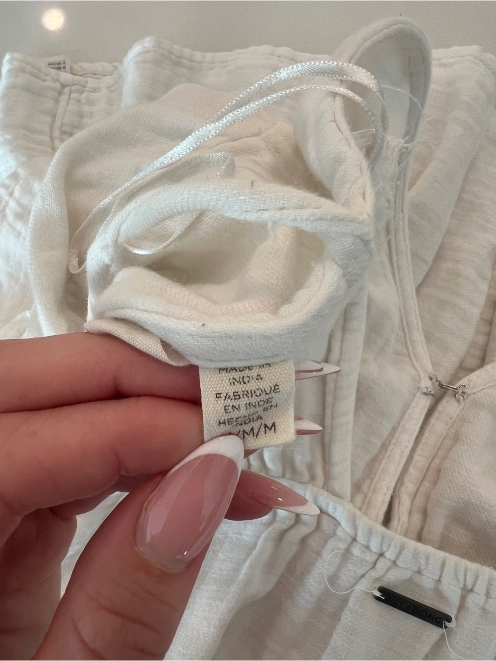 Billabong White V-Neck Tiered Beach Cover-Up - Picture 7 of 7